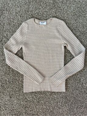 Old Navy Beige and Cream Ribbed crewneck sweater
